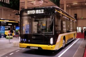 BYD की EV बसे 